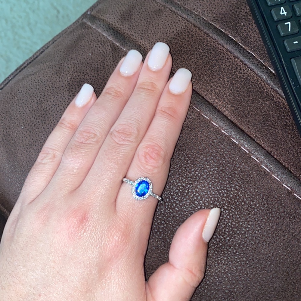 🚨🚨ALL RINGS BUY ONE GET ONE HALF OFF OF EQUAL OR LESSER VALUE 🚨🚨 - Picture 3 of 3